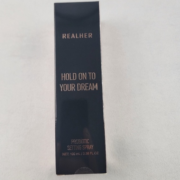 Real Her Hold On To Your Dream probiotic setting spray FULL SIZE (3.38 fl oz) - Picture 3 of 8